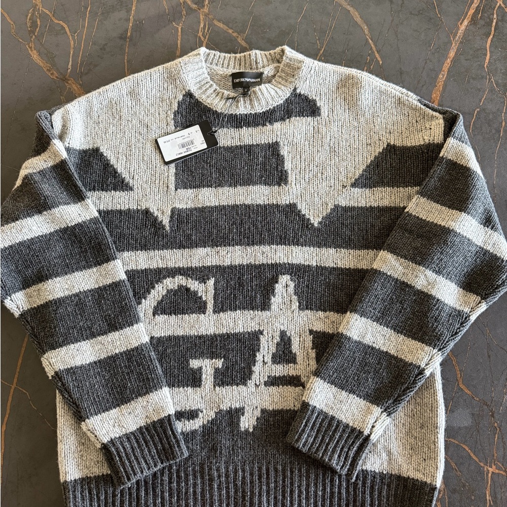 Emporio Armani Gray and Black Patterned Crewneck Sweater